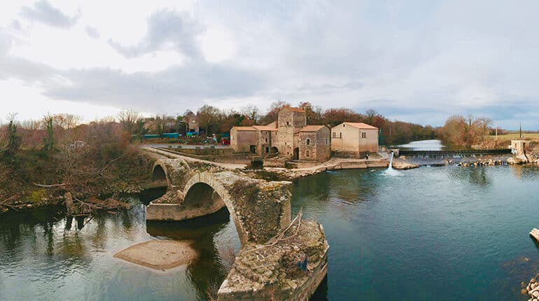 Pont romain et moulin a bled